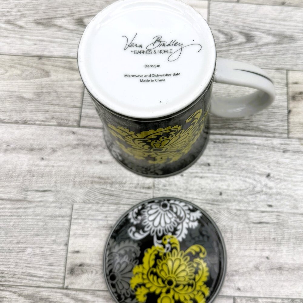 Vera Bradley Mug Baroque Barnes Noble 8 Oz Coffee/Tea Cup with Lid - Picture 7 of 7